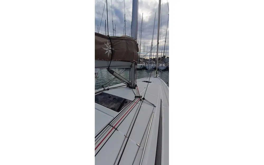 slider 4 Jeanneau Sun Odyssey 410