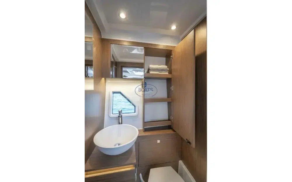 slider 7 Beneteau Gran Turismo 36