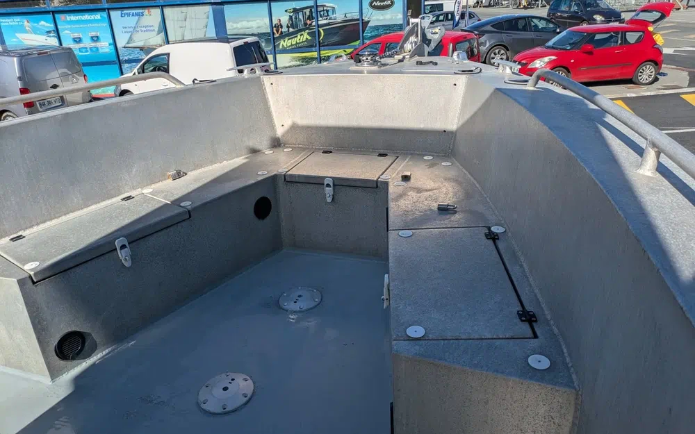 slider 13 Amares 865