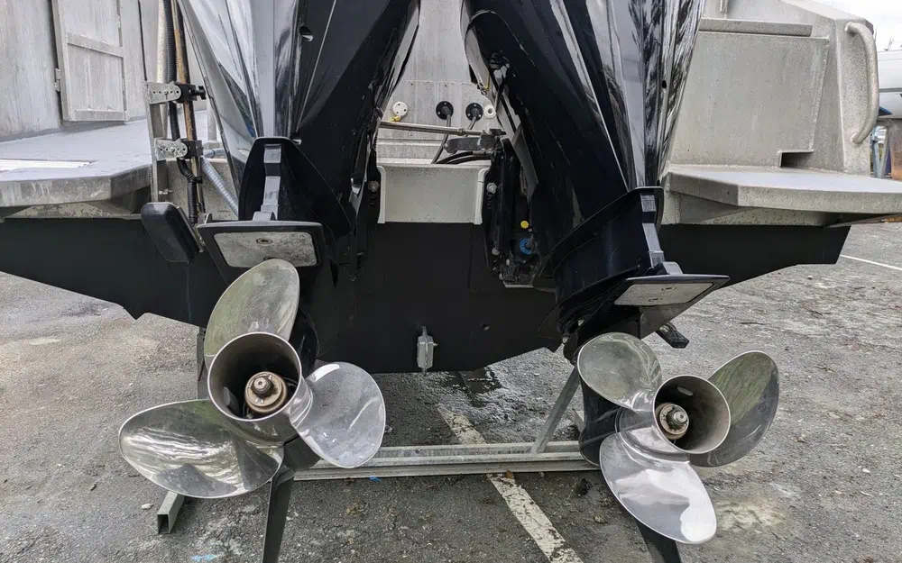 slider 18 Amares 865