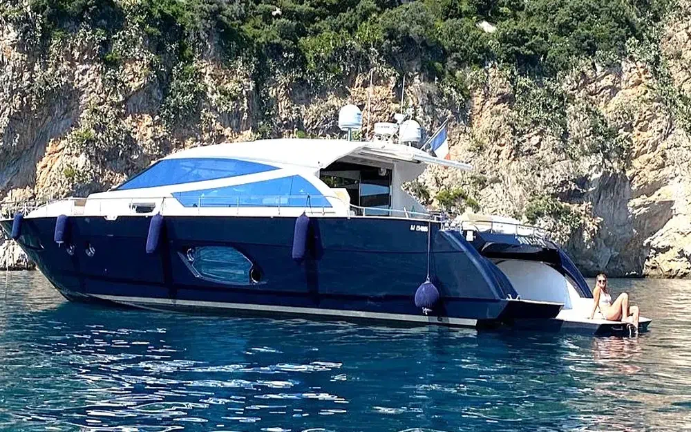 slider 0 Cayman  57 HT