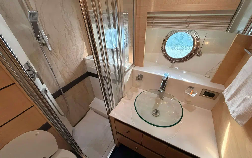 slider 12 Cayman  57 HT