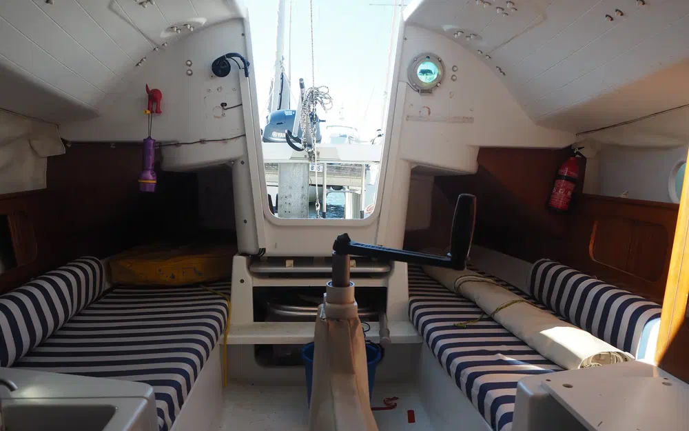 slider 2 Beneteau First 211