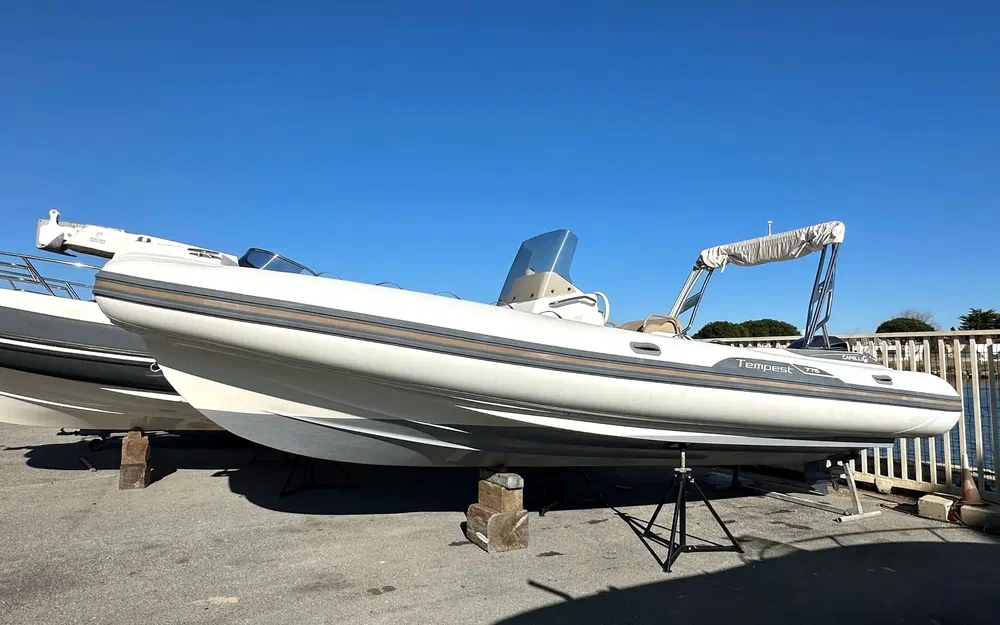 slider 0 Capelli Tempest 775