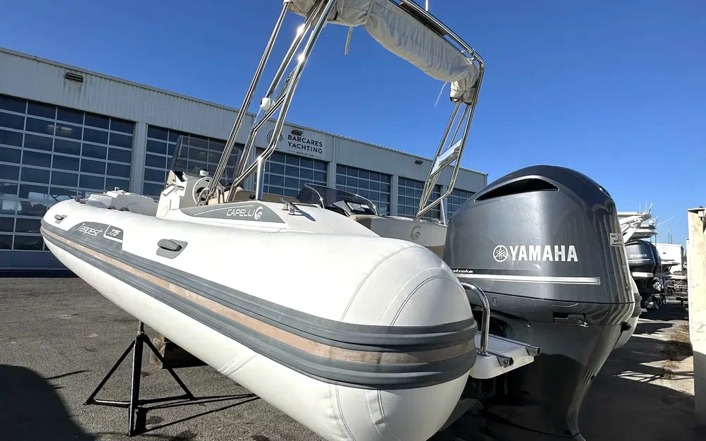 slider 10 Capelli Tempest 775