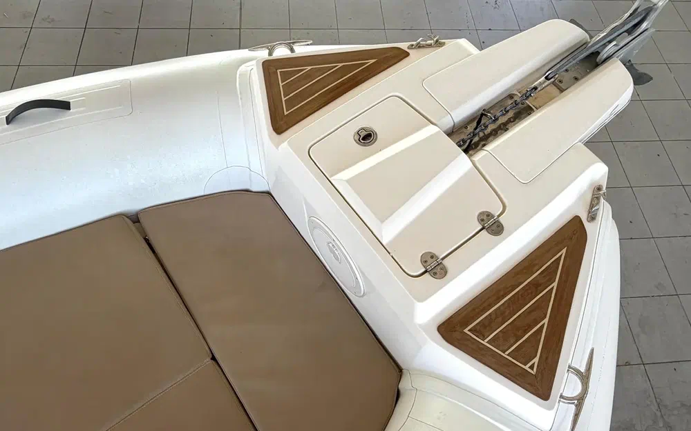 slider 11 Capelli Tempest 775