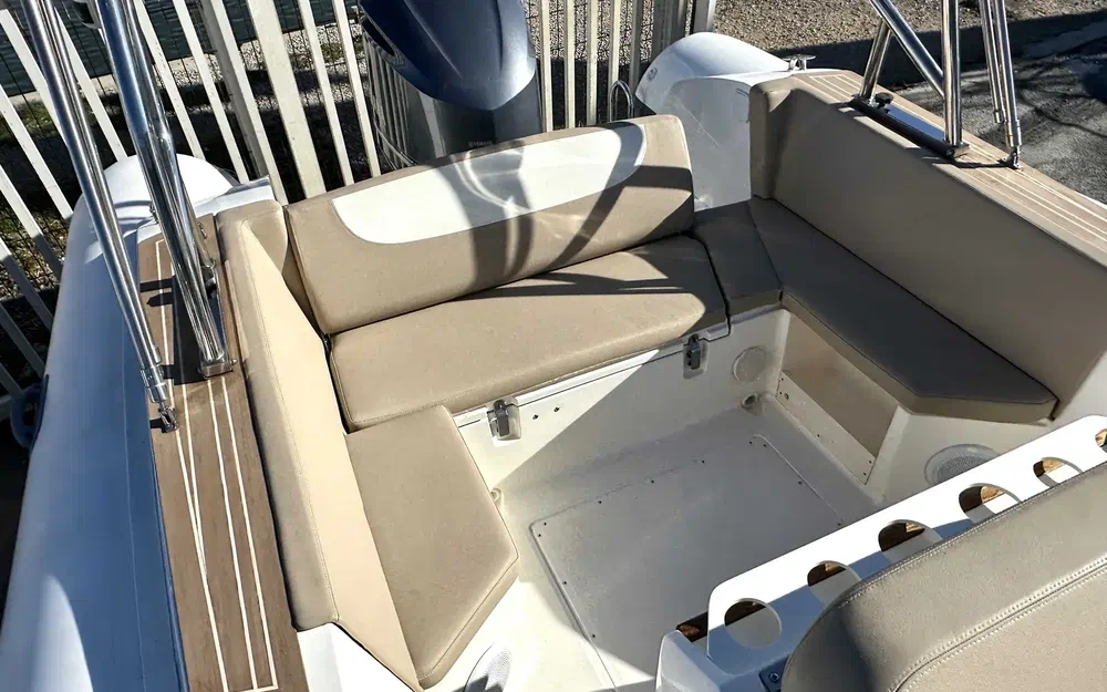 slider 2 Capelli Tempest 775