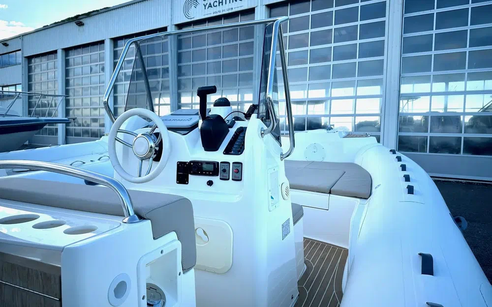 slider 4 Capelli Tempest 700