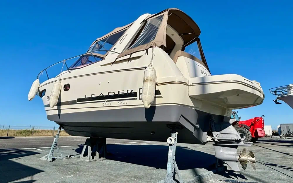 slider 6 Jeanneau Leader 8Premiere