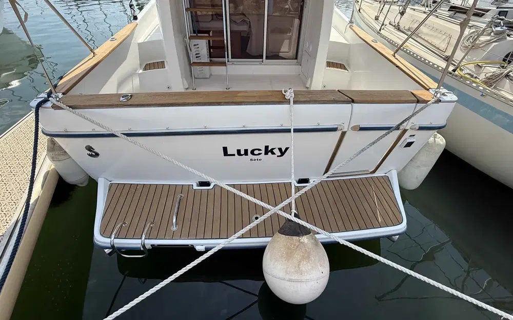 slider 10 Beneteau Antares 10.80