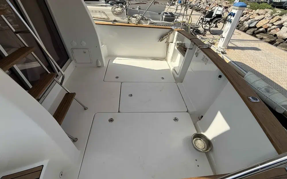 slider 13 Beneteau Antares 10.80