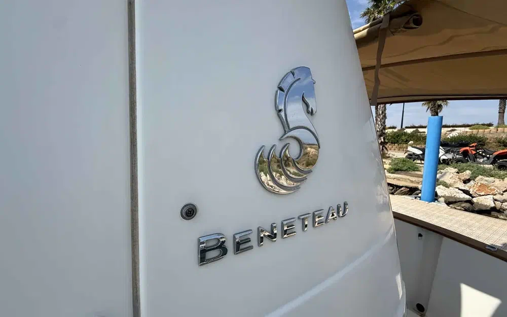 slider 18 Beneteau Antares 10.80