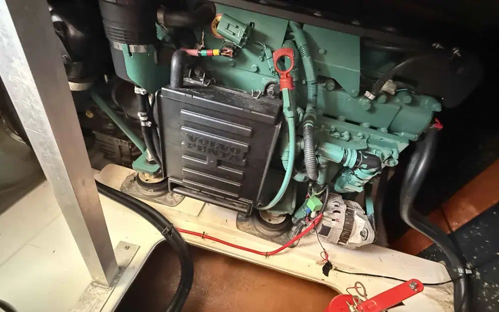 slider 34 Beneteau Antares 10.80