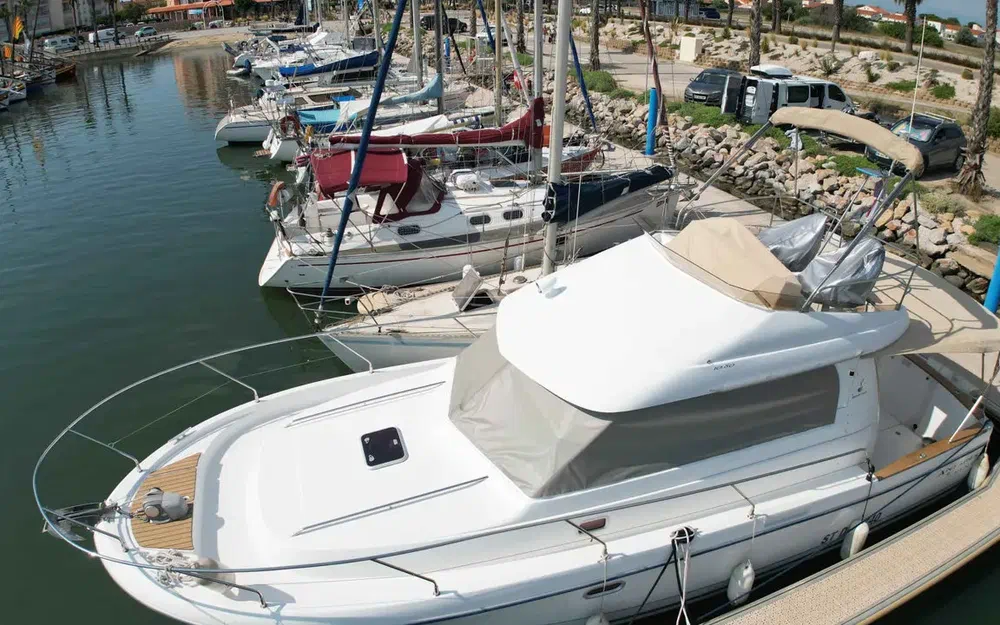 slider 6 Beneteau Antares 10.80