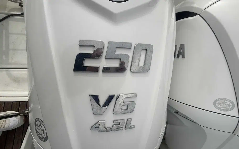 slider 14 Jeanneau Cap Camarat 9.0 CC