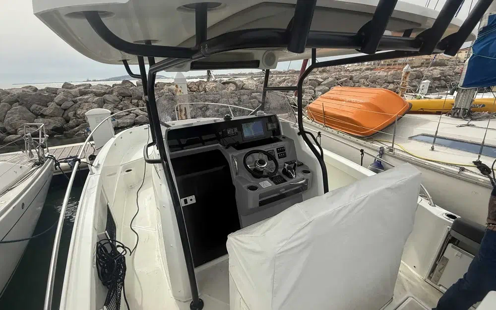 slider 15 Jeanneau Cap Camarat 9.0 CC