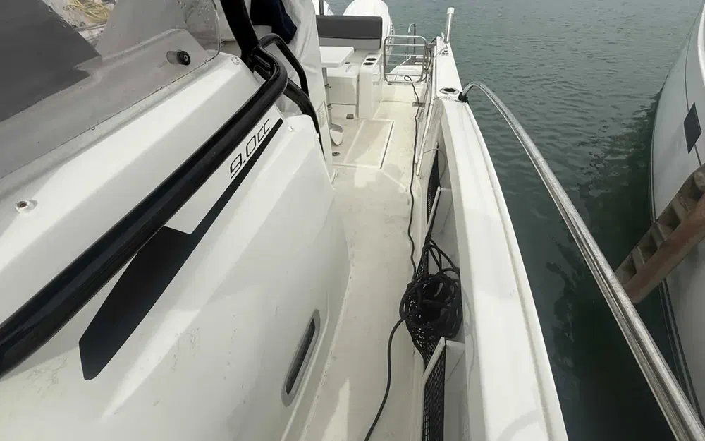 slider 25 Jeanneau Cap Camarat 9.0 CC