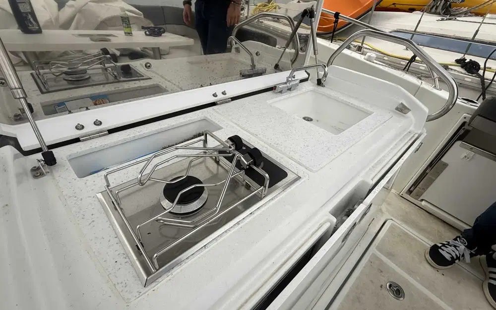 slider 34 Jeanneau Cap Camarat 9.0 CC