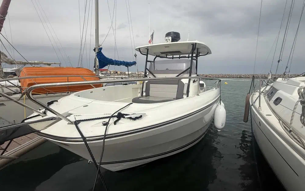 slider 3 Jeanneau Cap Camarat 9.0 CC