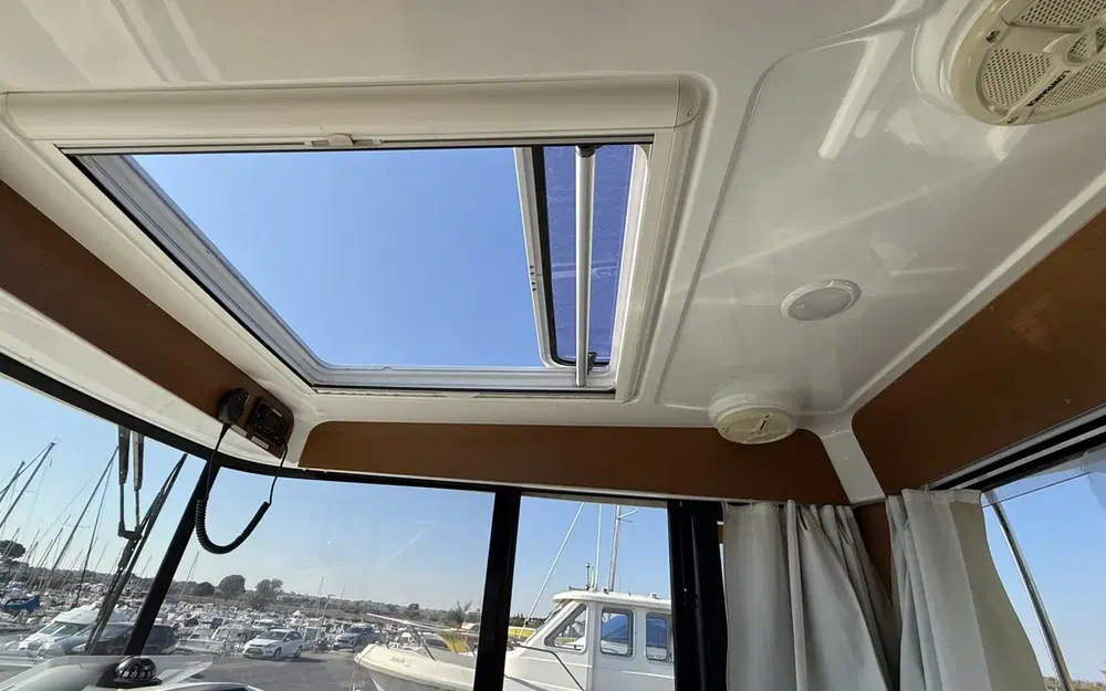 slider 9 Beneteau Barracuda 7