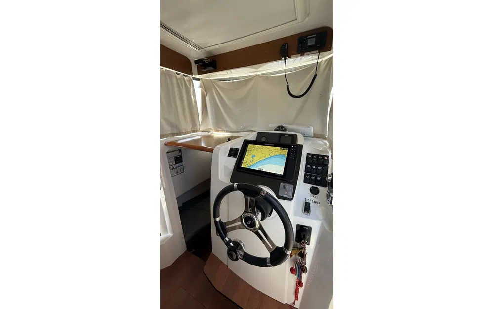 slider 3 Beneteau Barracuda 7