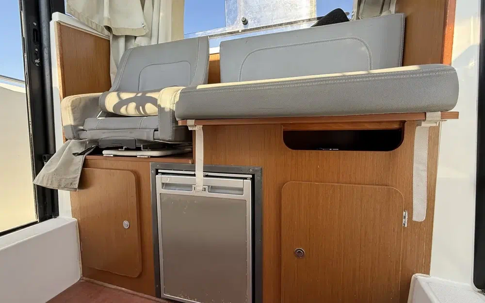 slider 5 Beneteau Barracuda 7