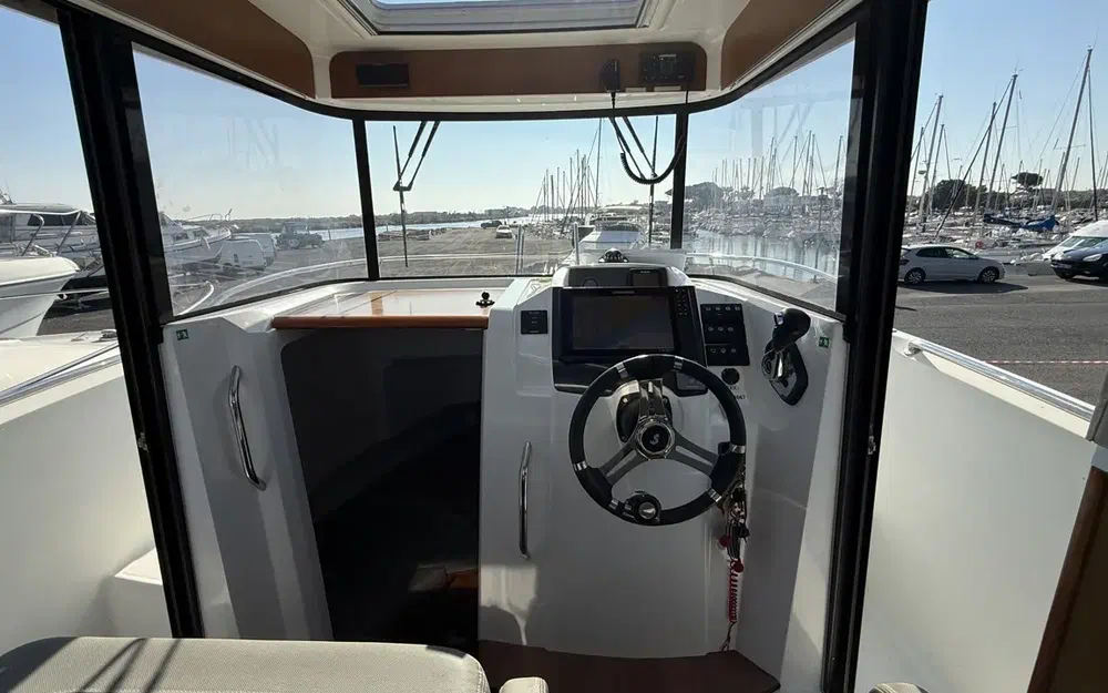 slider 6 Beneteau Barracuda 7