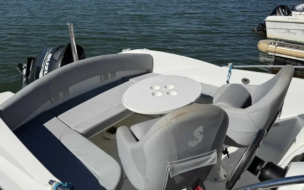 slider 11 Beneteau Flyer 650 Sun Deck