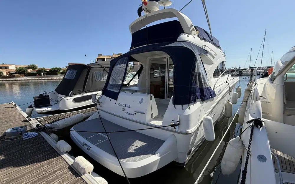 slider 0 Beneteau Antares 11 Fly
