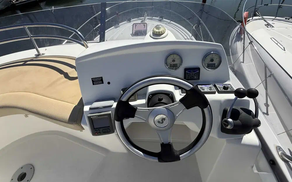 slider 11 Beneteau Antares 11 Fly