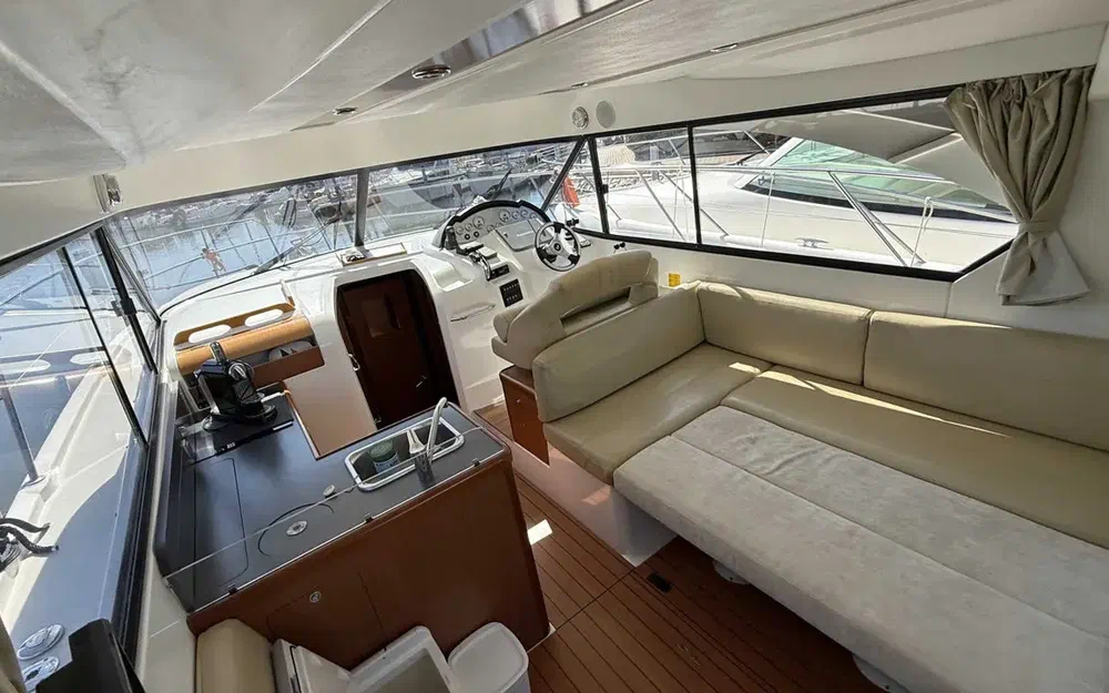 slider 16 Beneteau Antares 11