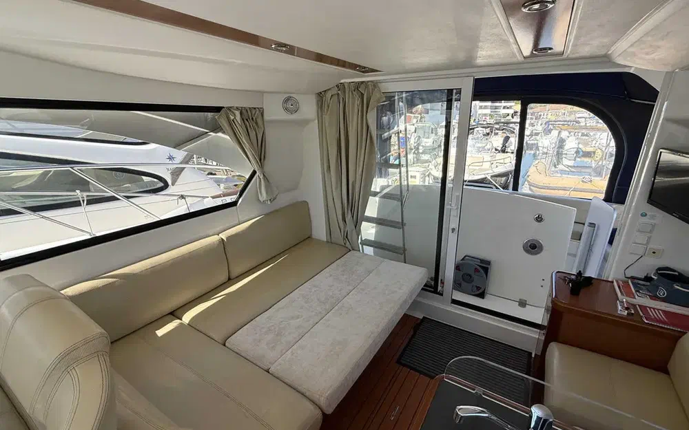 slider 18 Beneteau Antares 11 Fly