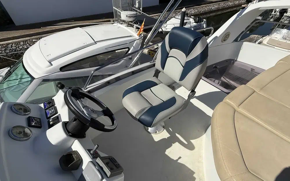 slider 6 Beneteau Antares 11