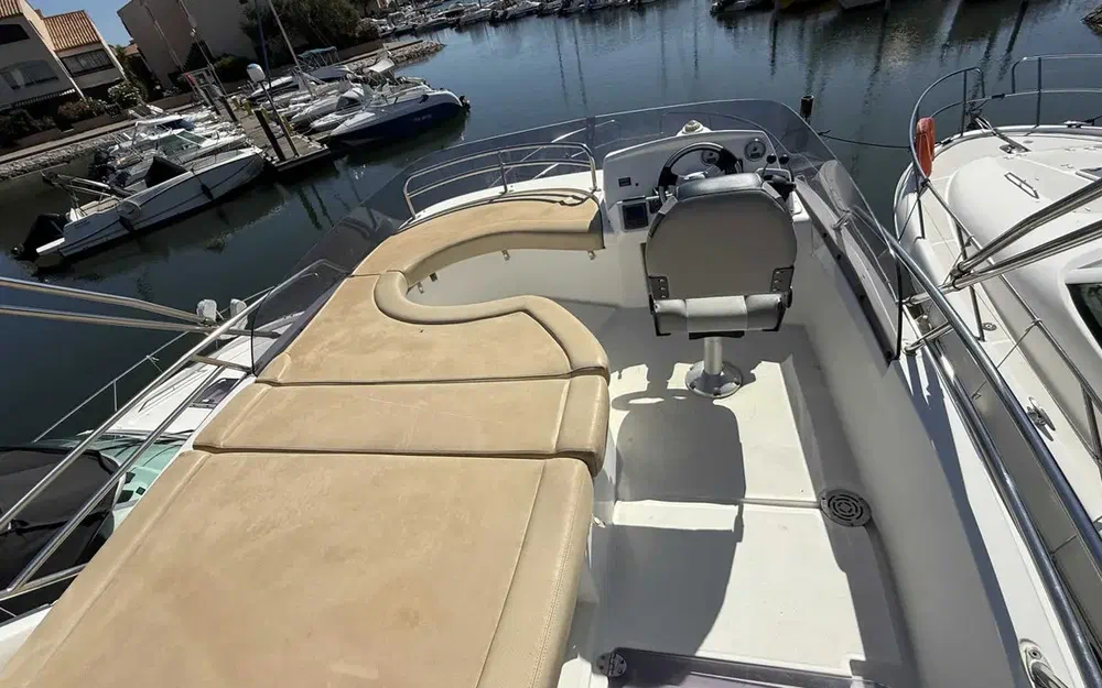slider 8 Beneteau Antares 11 Fly