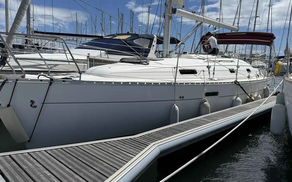slider 0 Beneteau Oceanis 331 Clipper