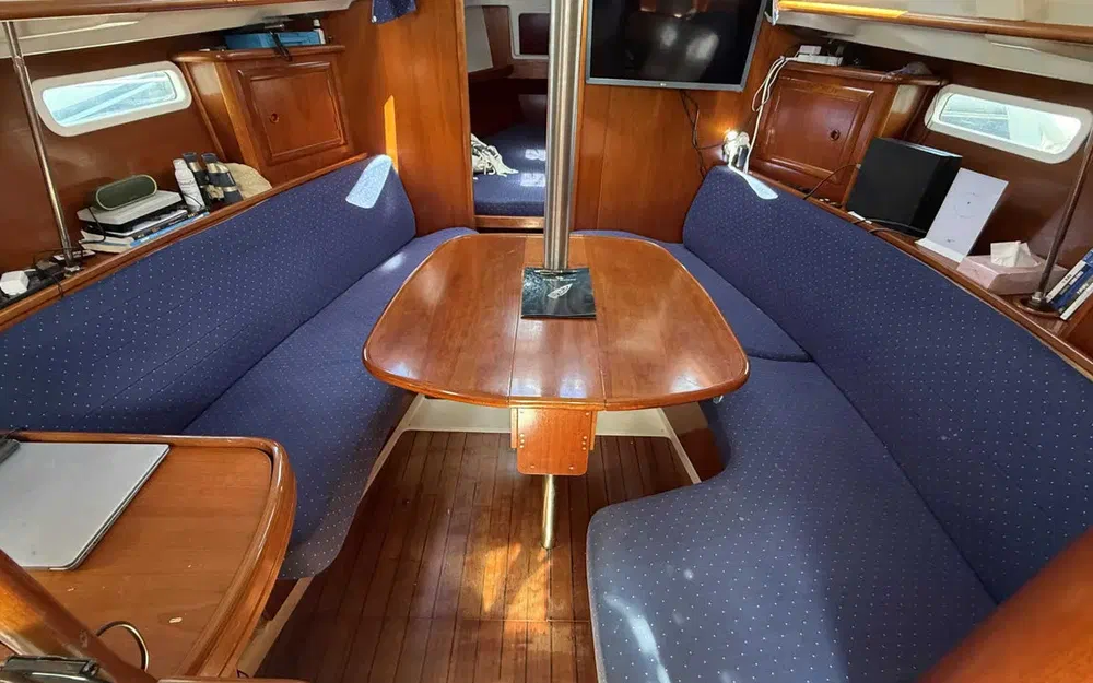 slider 12 Beneteau Oceanis 331 Clipper