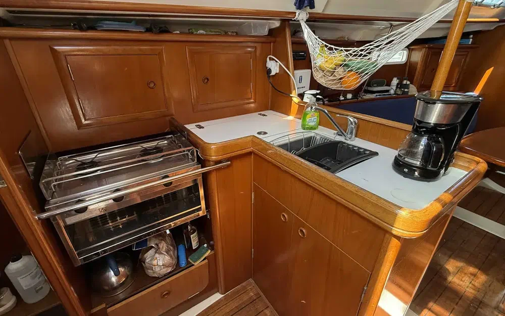 slider 16 Beneteau Oceanis 331 Clipper