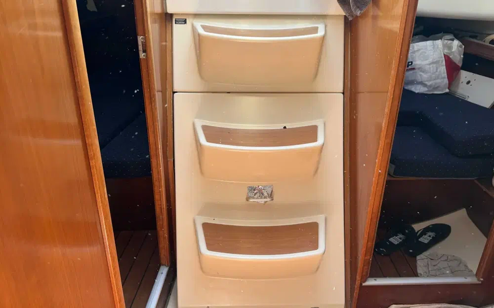 slider 22 Beneteau Oceanis 331 Clipper