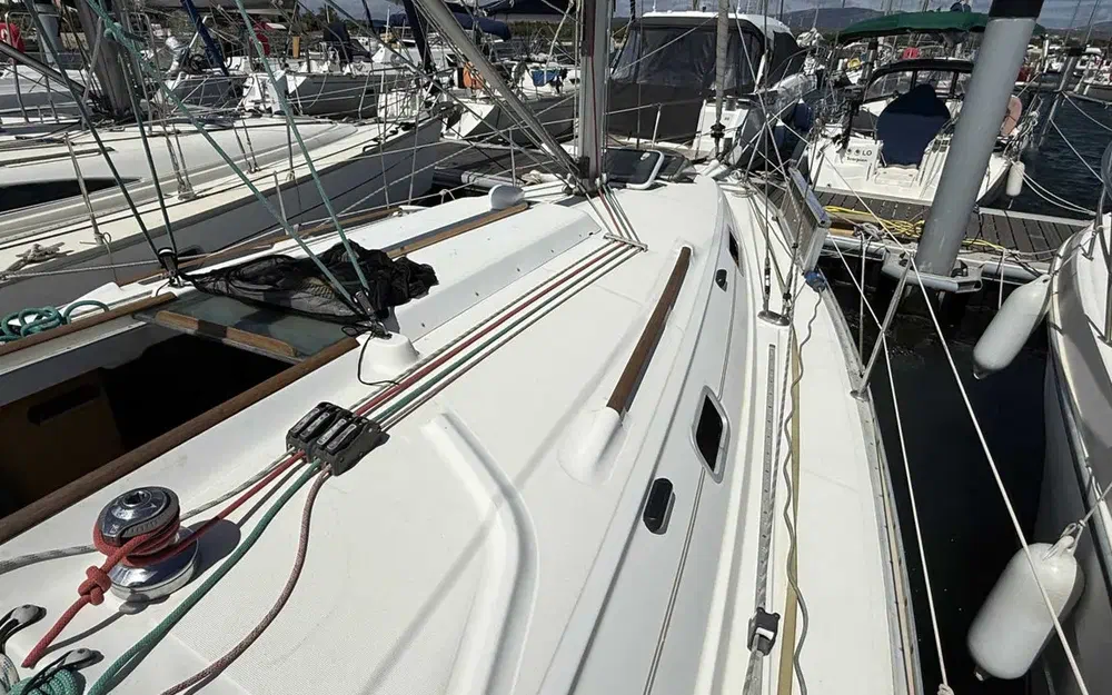 slider 4 Beneteau Oceanis 331 Clipper