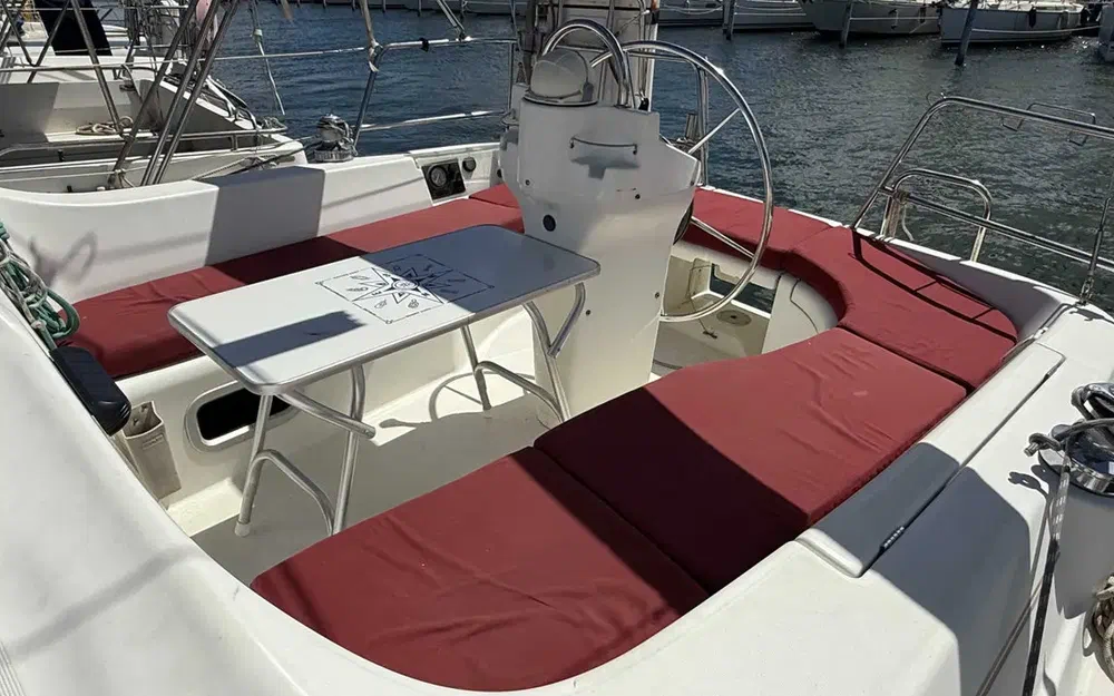 slider 8 Beneteau Oceanis 331 Clipper