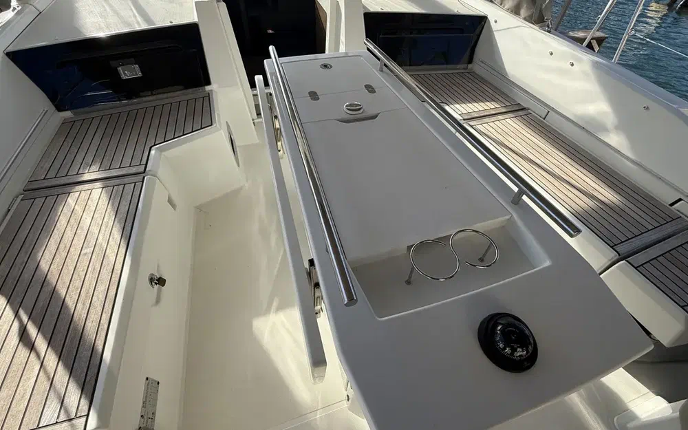 slider 10 Beneteau Oceanis 46.1