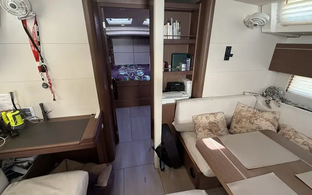 slider 15 Beneteau Oceanis 46.1