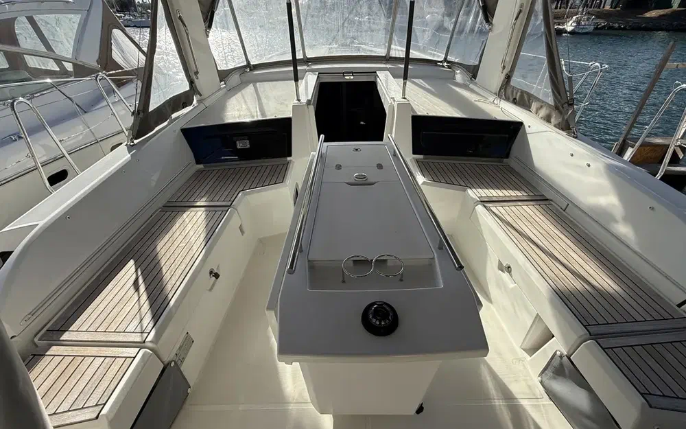 slider 8 Beneteau Oceanis 46.1