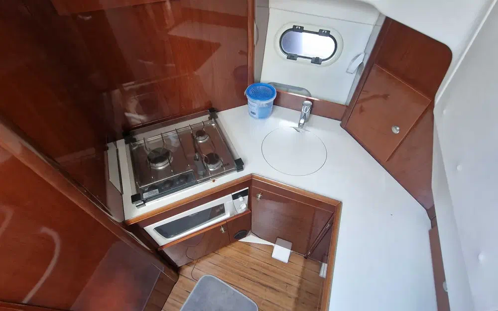 slider 18 Jeanneau Prestige 32