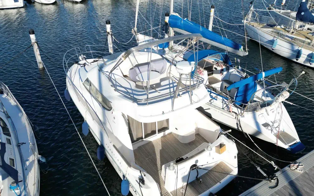 slider 5 Jeanneau Prestige 32