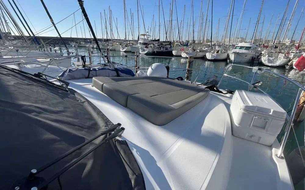 slider 31 Beneteau Antares 36