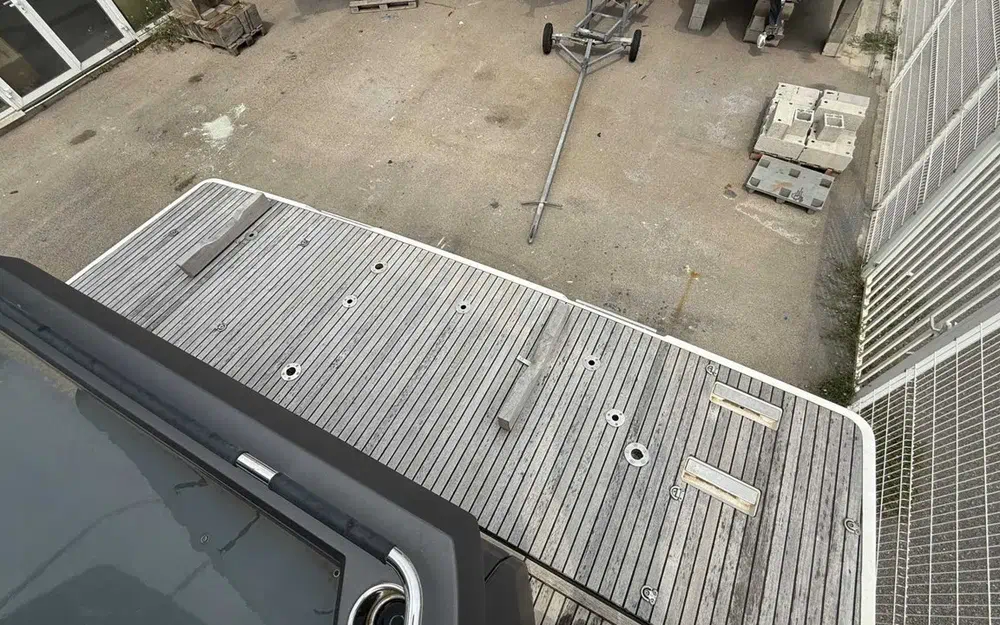 slider 9 Jeanneau Leader 46