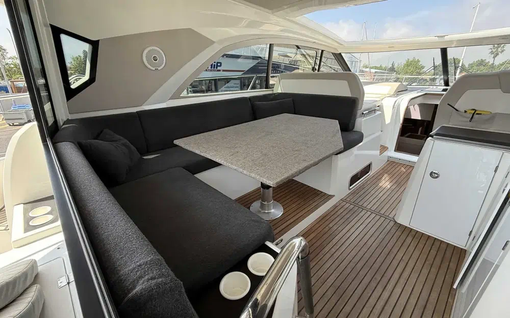 slider 14 Jeanneau Leader 46