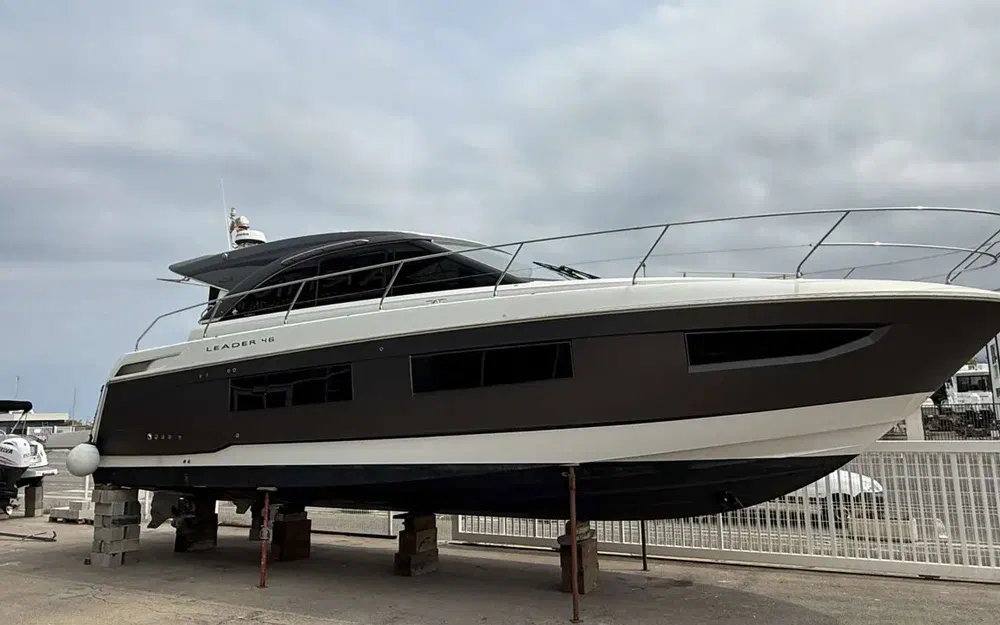 slider 1 Jeanneau Leader 46