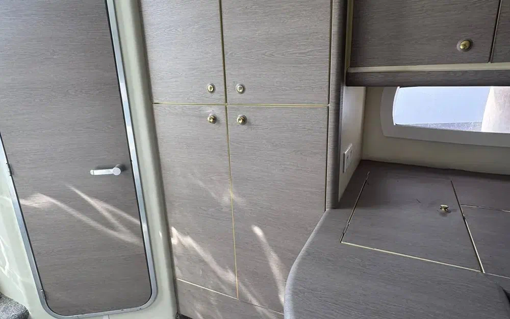 slider 9 Sunseeker Superhawk 50